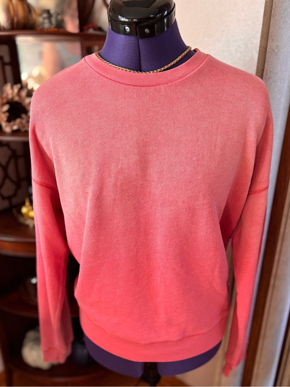 American Eagle Outfitters Pink Crewneck Sweatshirt Medium